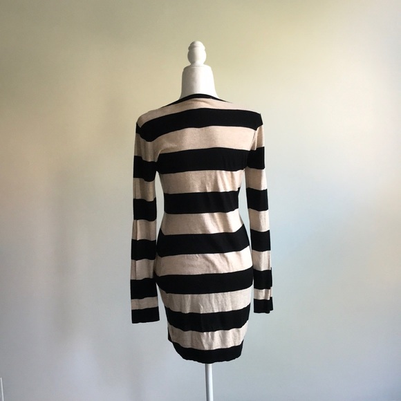 Long sleeved small stripped fall dress - Picture 3 of 4
